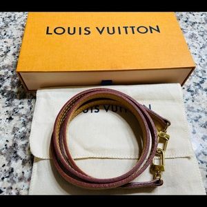 Sold-Louis Vuitton vachetta crossbody strap